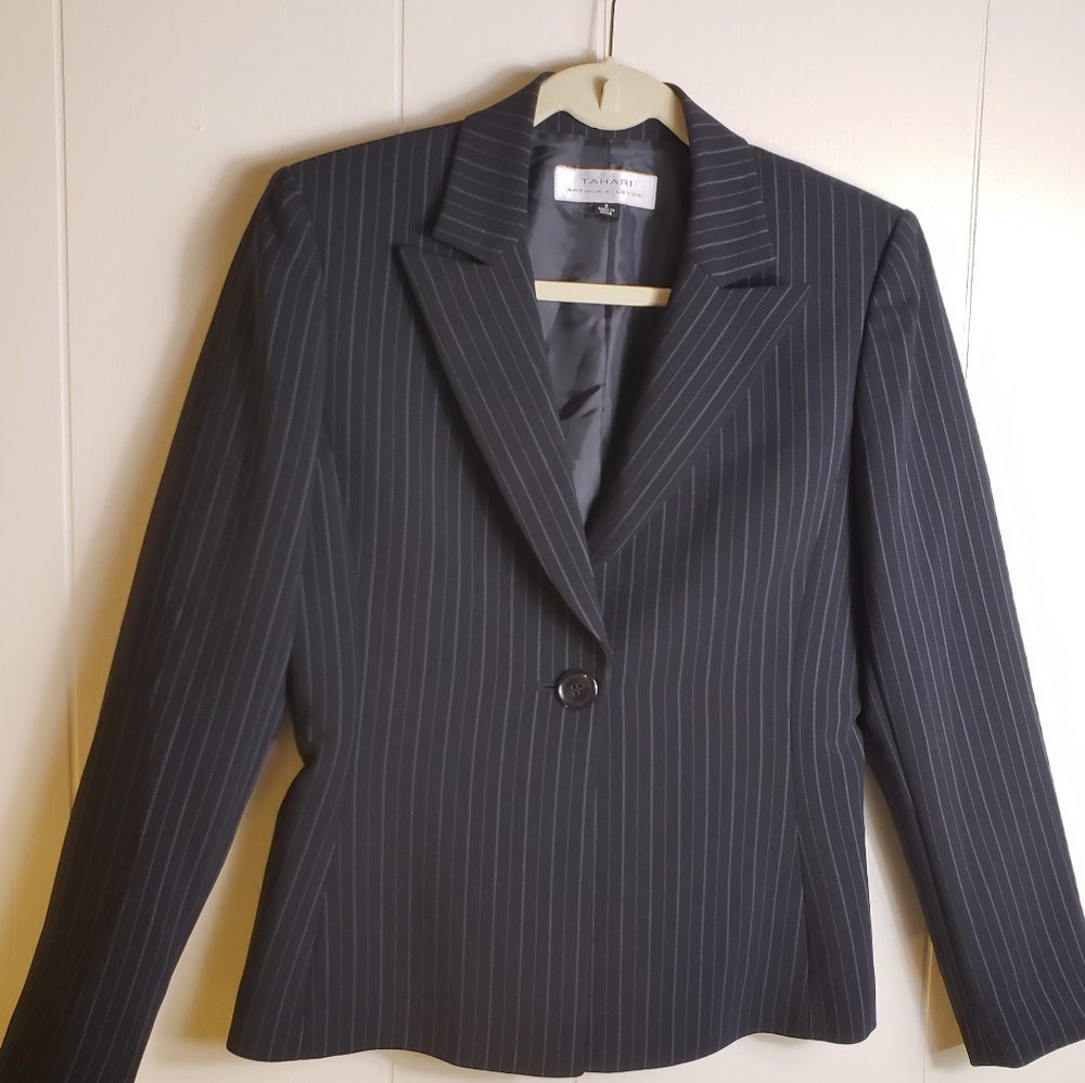 Tahari Blazer Black w/ Blue Stripes One Button